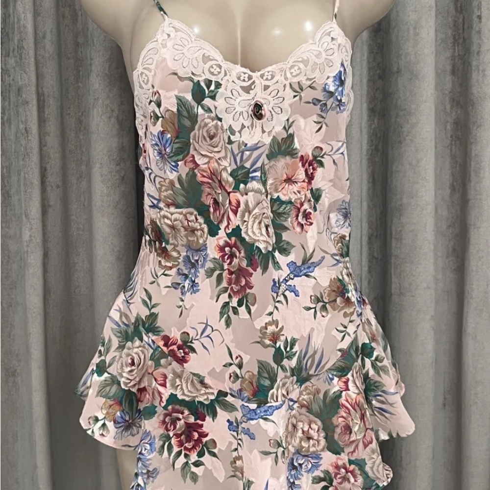 Vintage Victoria's Secret Sexy Lace Floral Satin Lingerie Nightie Size S